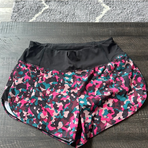 Athleta Pants - Athleta shorts size XS